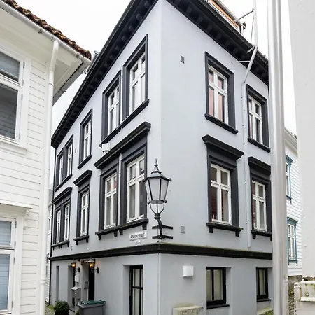 Apartment Dinbnb I 300m To Bryggen & Floien I Renovated 2023 *