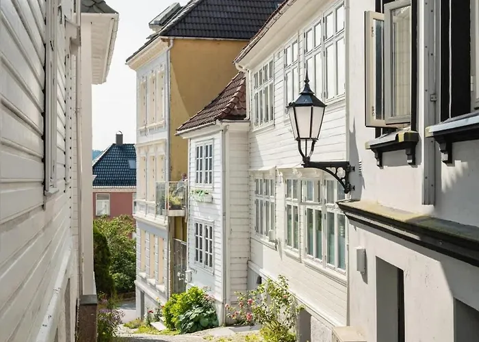 Dinbnb I 300m To Bryggen & Floien I Renovated 2023 Appartamento