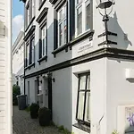 Dinbnb I 300m To Bryggen & Floien I Renovated 2023 *