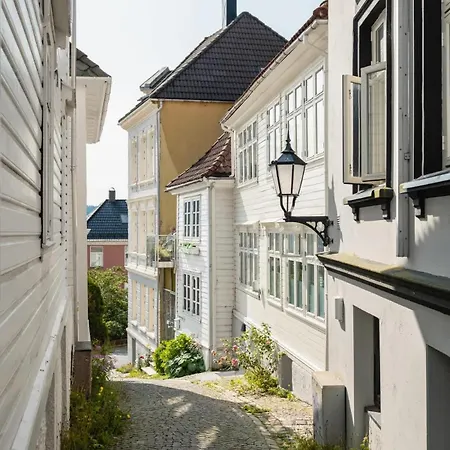 Dinbnb I 300m To Bryggen & Floien I Renovated 2023 Appartement