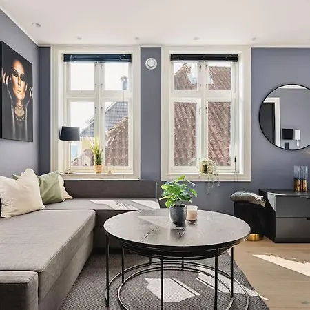 Dinbnb I 300m To Bryggen & Floien I Renovated 2023 아파트 *