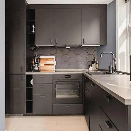 Dinbnb I 300m To Bryggen & Floien I Renovated 2023 아파트 *