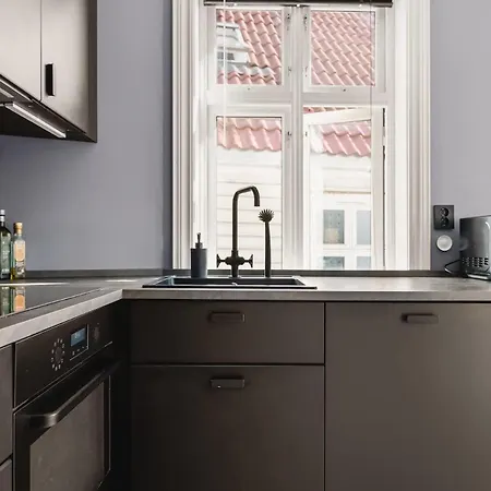 아파트 Dinbnb I 300m To Bryggen & Floien I Renovated 2023 베르겐